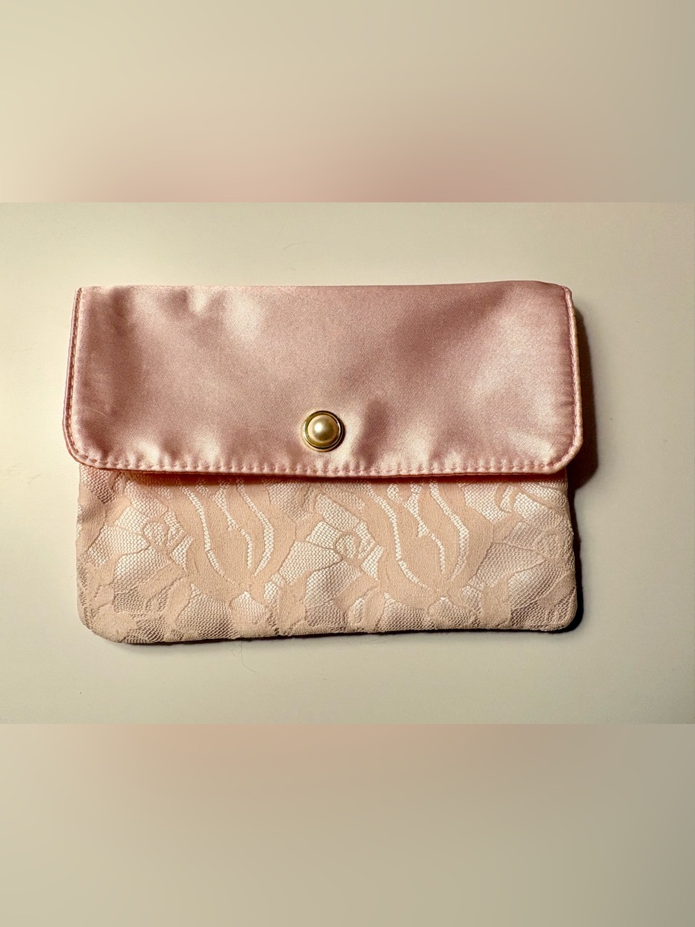 Ipsy bag - Picture 3 of 3